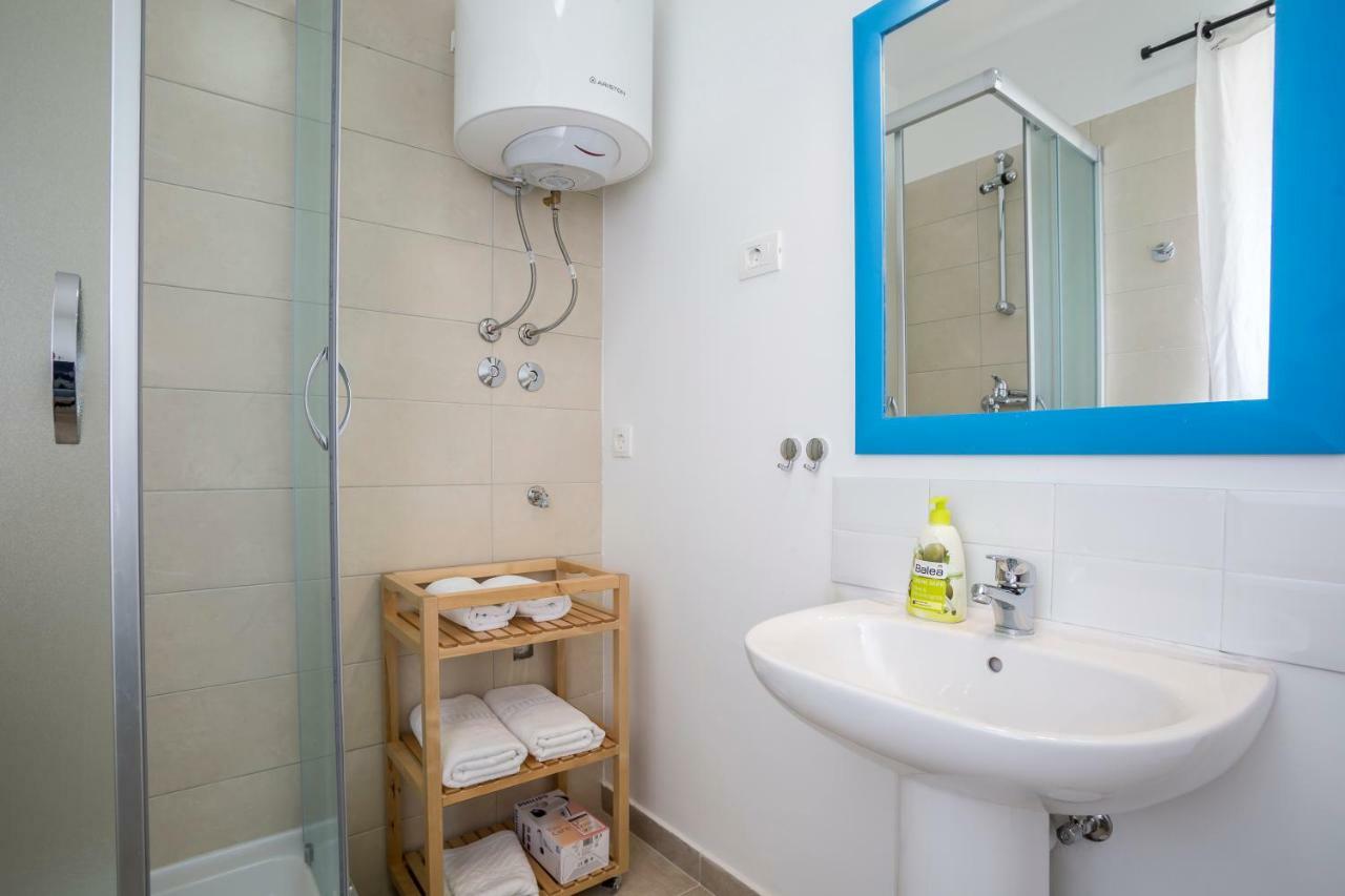 Apartmani Mariela Maslinica Habitación foto